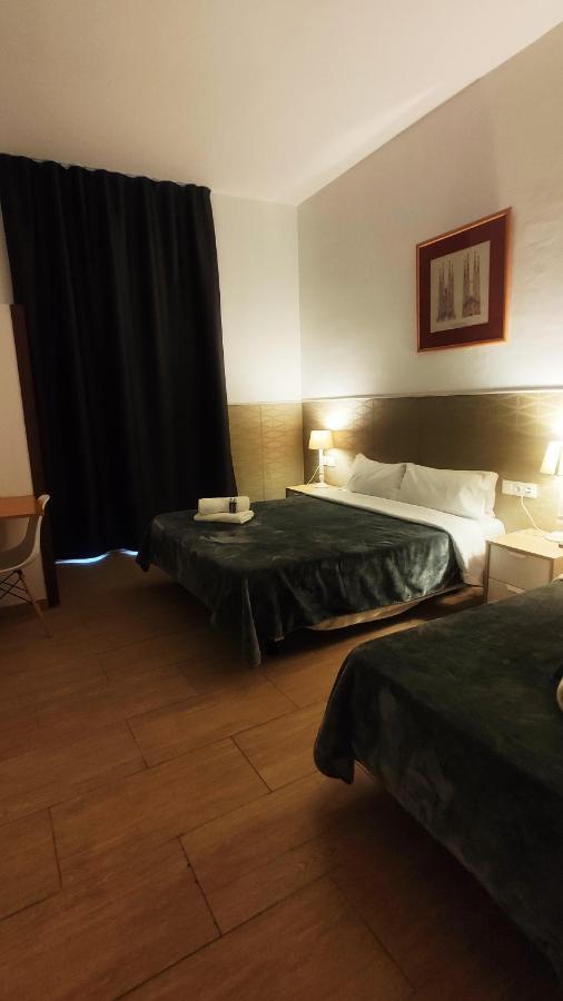 Hostal Agua Alegre Barcelona Exteriér fotografie