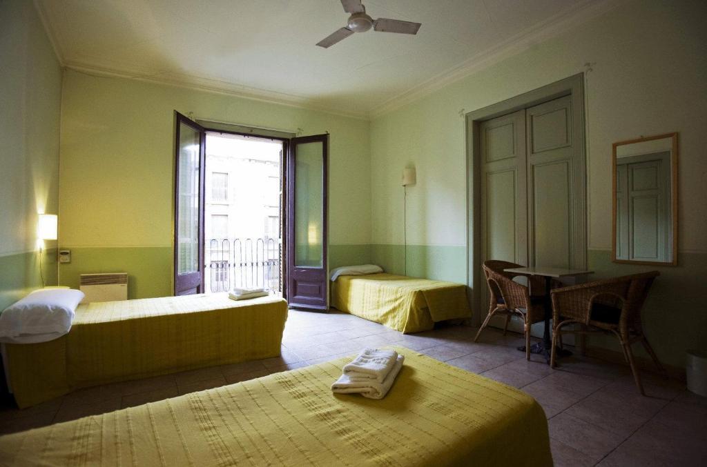 Hostal Agua Alegre Barcelona Exteriér fotografie